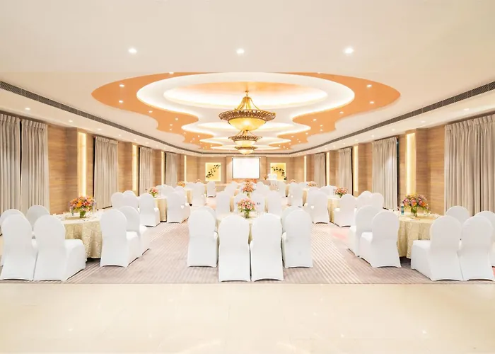 Nidhivan Sarovar Portico Vrindavan